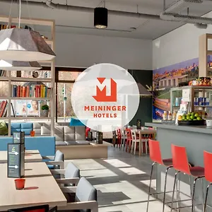 Hotel Meininger Airport, Berlino