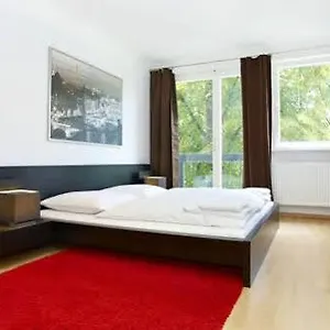 Q Damm Berlín