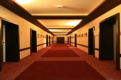 Ivbergs Hotel Berlin Messe 3*,