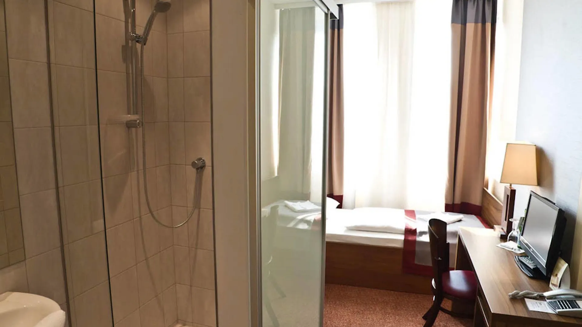 Ivbergs Hotel Berlin Messe